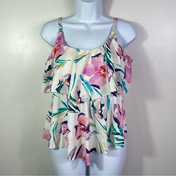 Liz Claiborne Other - Flower Print Tankini Swim Top